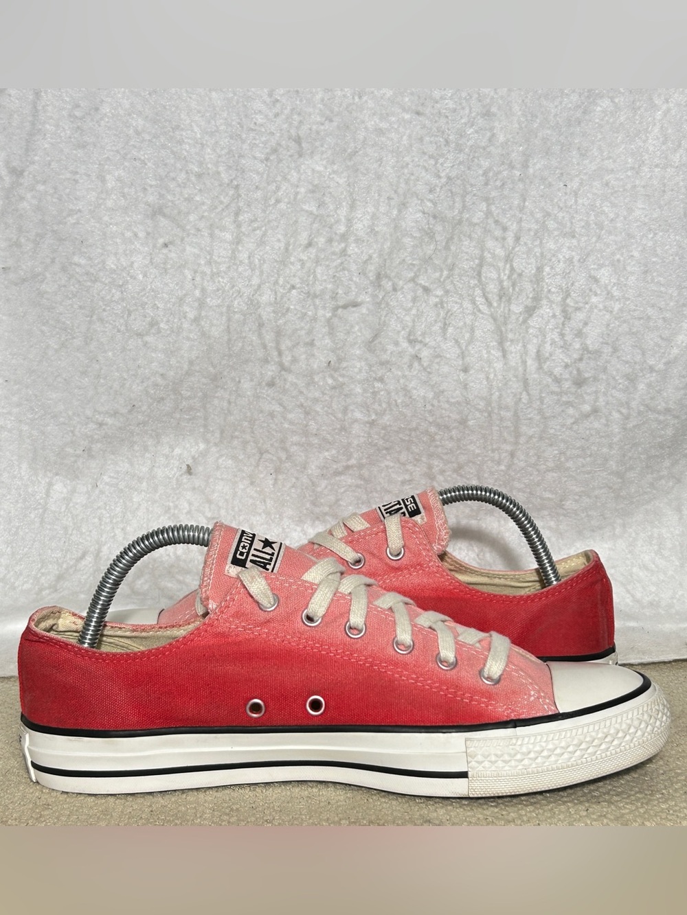 Converse Unisex Coral All Stars Classic Low Top Sneakers Shoes SZ M 8 W 10 - Picture 6 of 11
